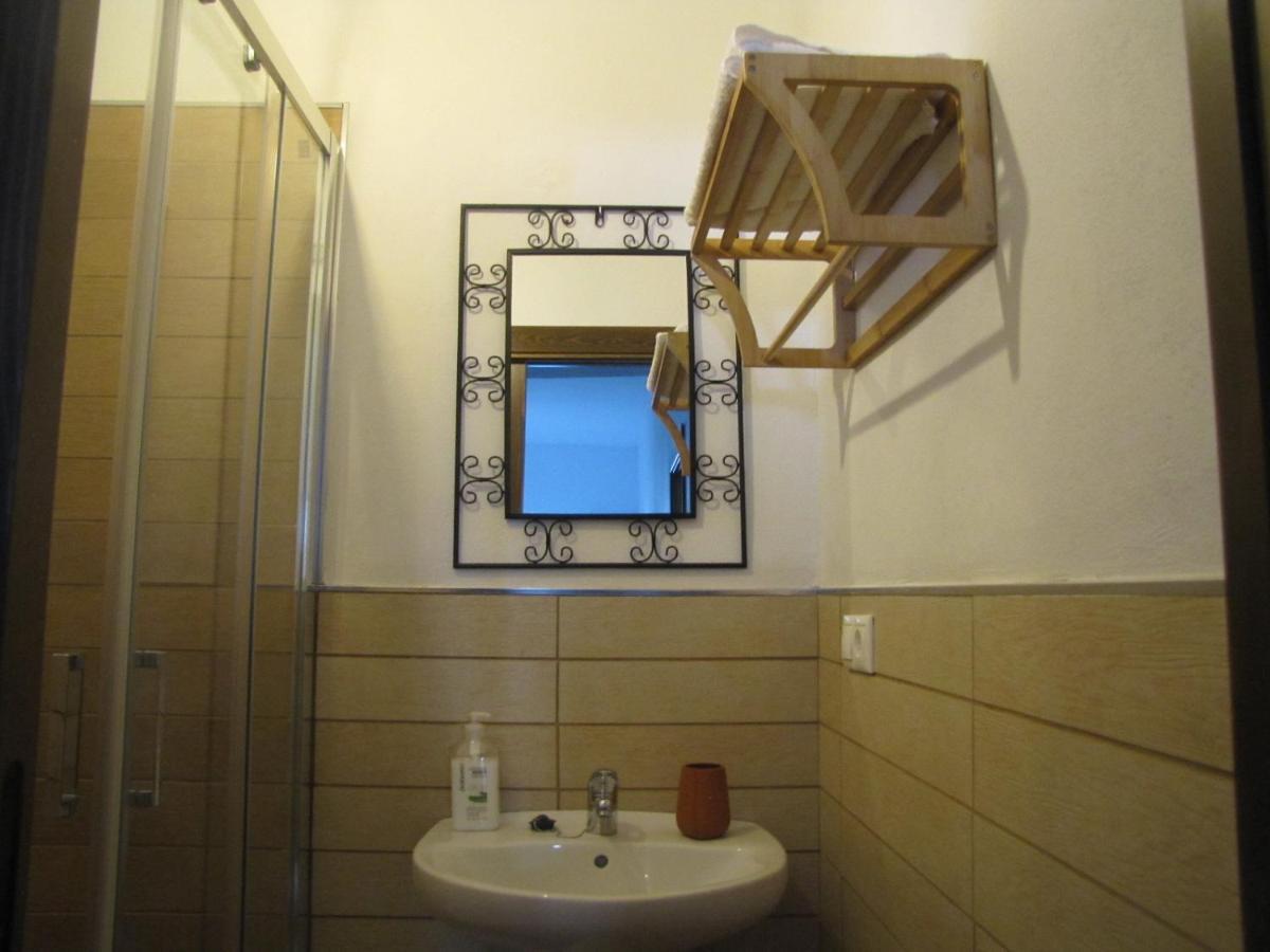 Casa Mis Mellizos Apartment La Iruela Luaran gambar